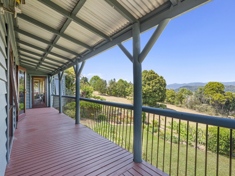 4 Poplar Court, Beechmont QLD 4211