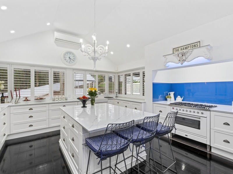 10 Coolibah Road, Gaven QLD 4211