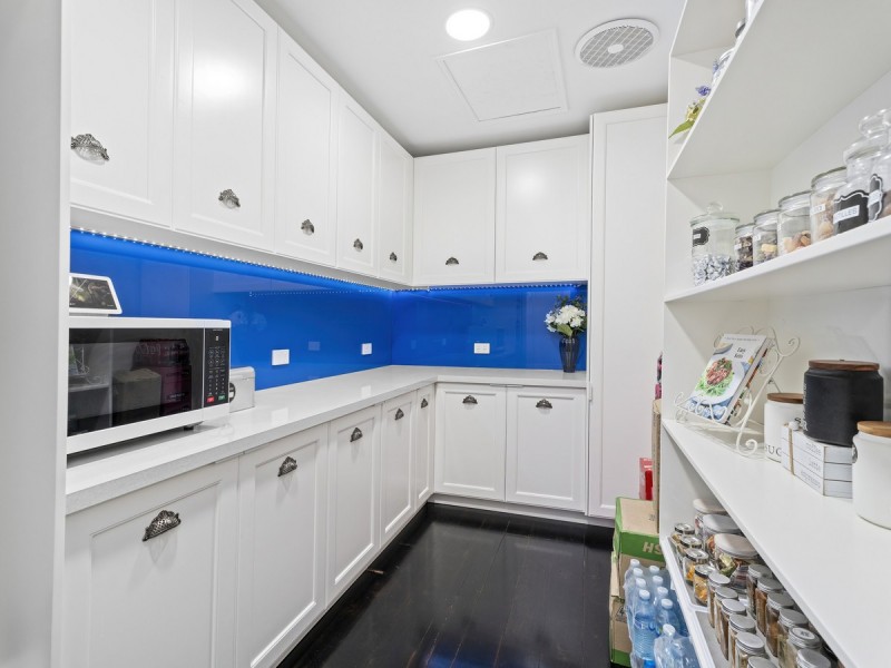 10 Coolibah Road, Gaven QLD 4211