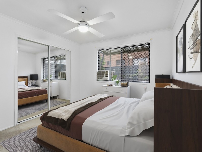 1/24 Gumbeel Court, Highland Park QLD 4211