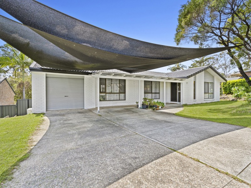 17 Kilmarnock Close, Highland Park QLD 4211