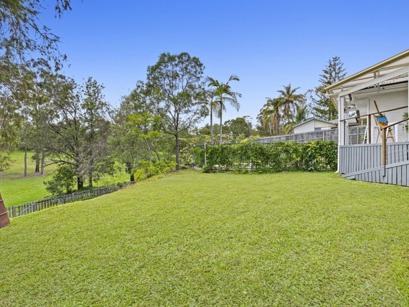 17 Kilmarnock Close, Highland Park QLD 4211