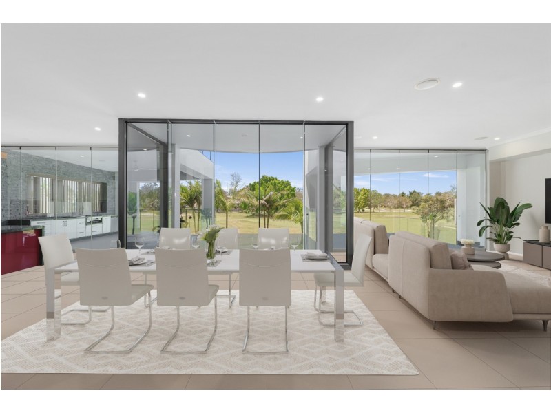 3011 Northview Parade, Benowa QLD 4217