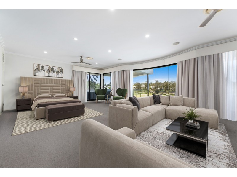 3011 Northview Parade, Benowa QLD 4217