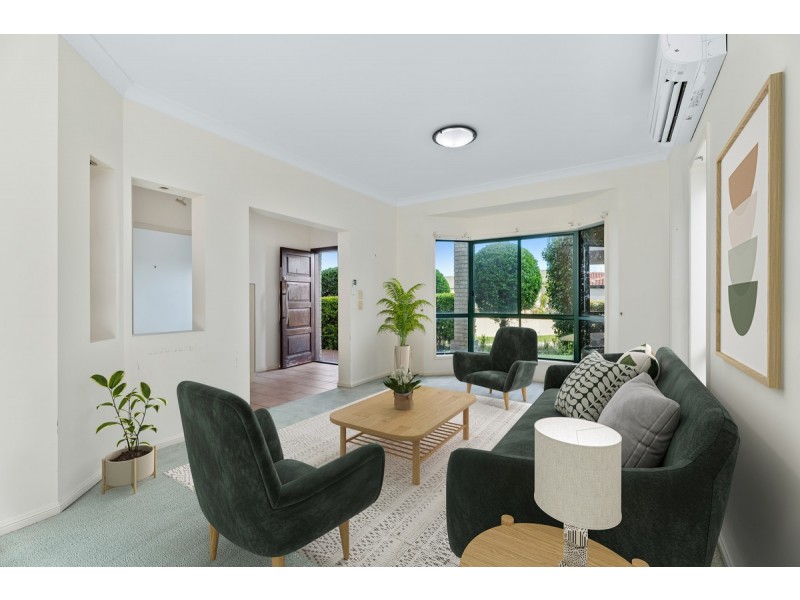 111 Armstrong Way, Highland Park QLD 4211