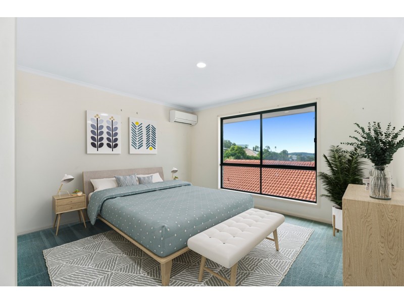 111 Armstrong Way, Highland Park QLD 4211