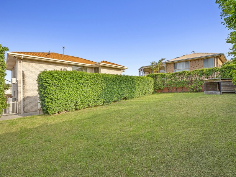 111 Armstrong Way, Highland Park QLD 4211