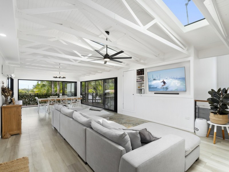 4 Toukley Court, Highland Park QLD 4211