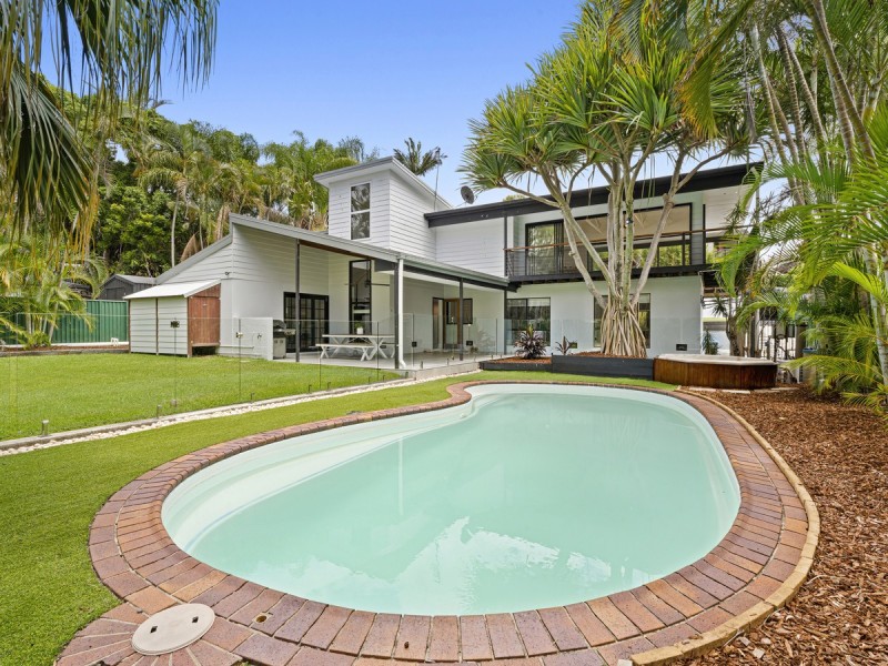 4 Toukley Court, Highland Park QLD 4211