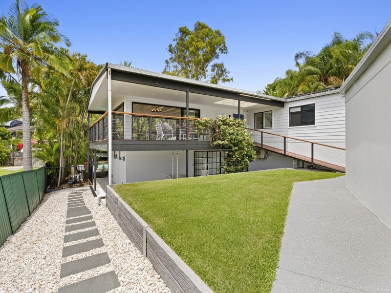 4 Toukley Court, Highland Park QLD 4211