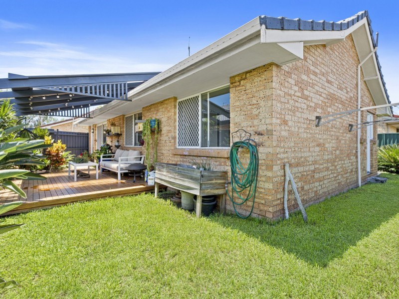 4/131 Sunshine Boulevard, Mermaid Waters QLD 4218