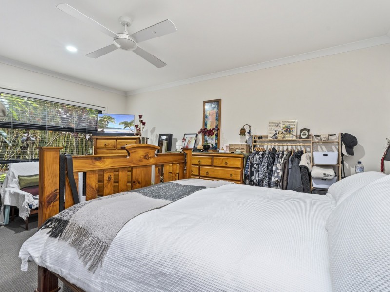 15 Buchanan Circuit, Oxenford QLD 4210