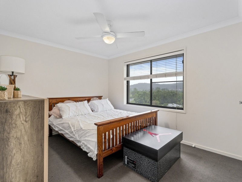 15 Buchanan Circuit, Oxenford QLD 4210