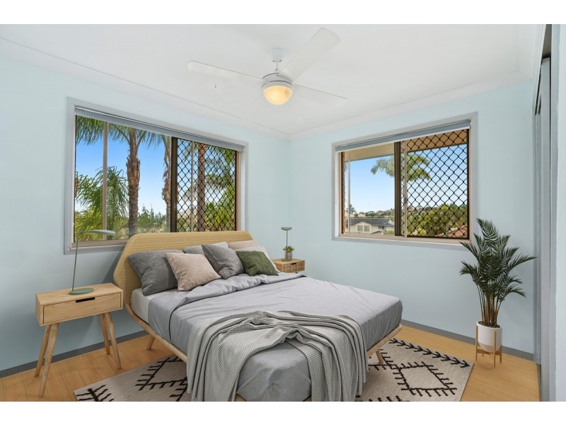 7 Nottingham Place, Highland Park QLD 4211