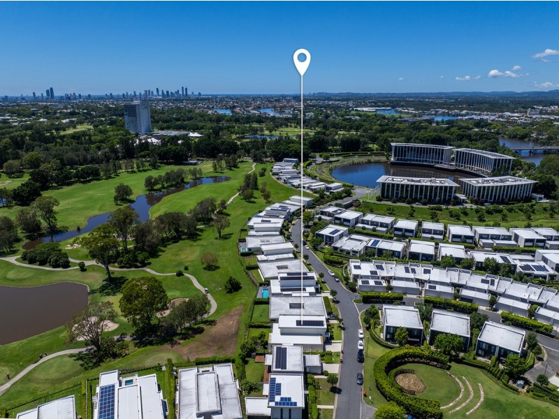 20 The Boulevarde, Benowa QLD 4217