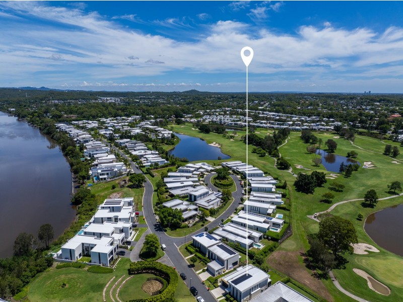 20 The Boulevarde, Benowa QLD 4217