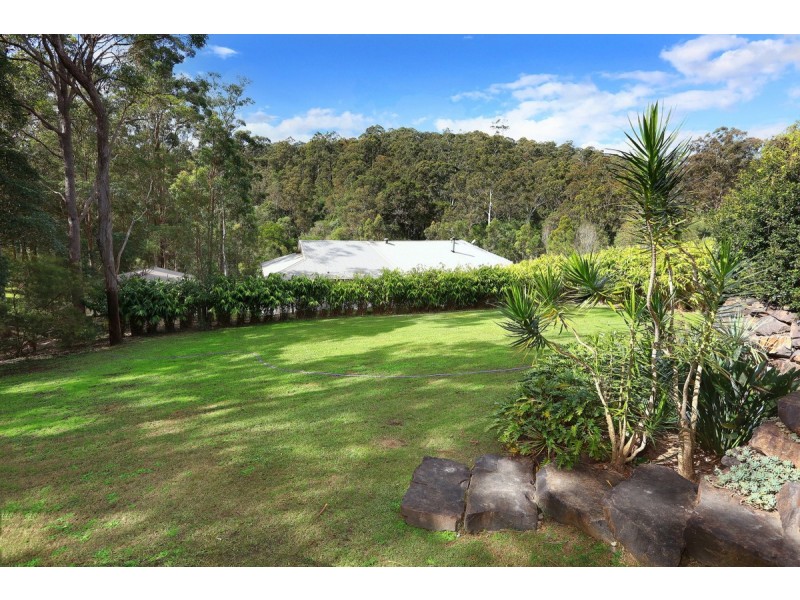 30 Woodland Avenue, Mount Nathan QLD 4211