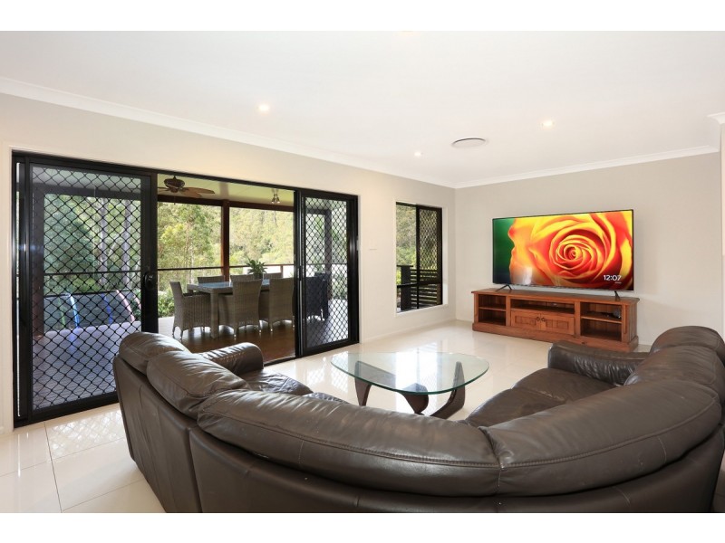 30 Woodland Avenue, Mount Nathan QLD 4211