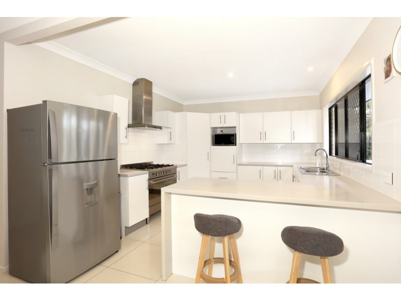 30 Woodland Avenue, Mount Nathan QLD 4211