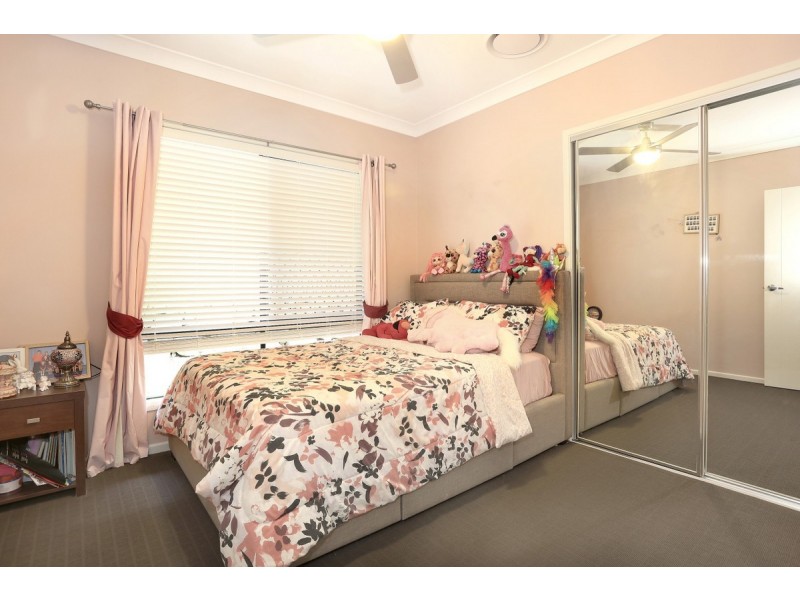 30 Woodland Avenue, Mount Nathan QLD 4211