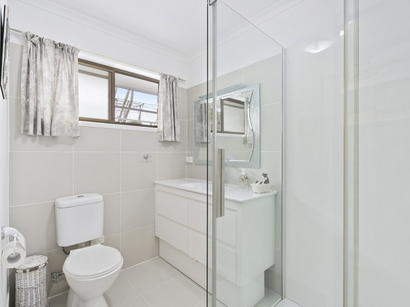 7-11 Bards Court, Nerang QLD 4211