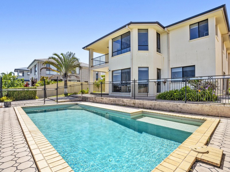 21 Annies Court, Benowa Waters QLD 4217