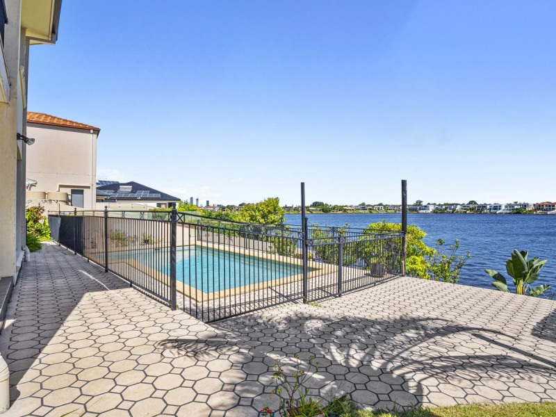 21 Annies Court, Benowa Waters QLD 4217