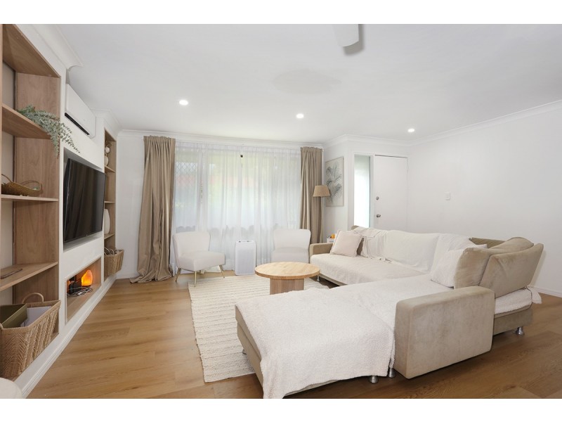 6 The Avenue, Nerang QLD 4211