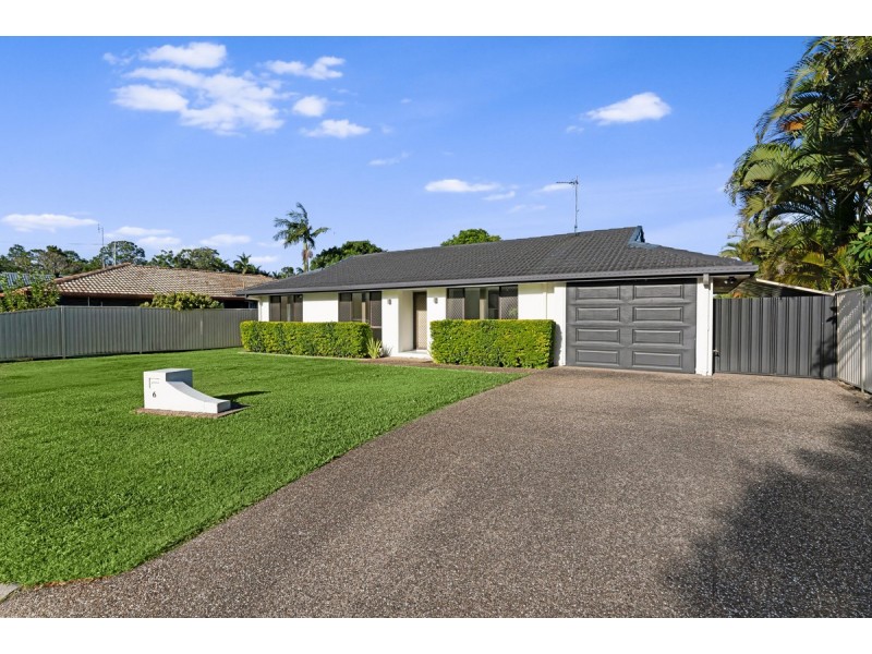 6 The Avenue, Nerang QLD 4211