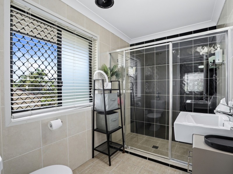 24 Peter Mills Drive, Gilston QLD 4211