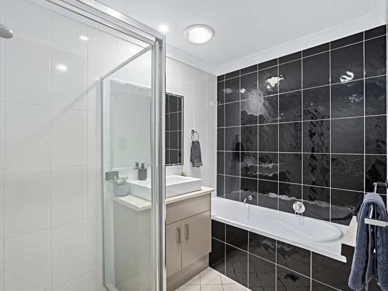 24 Peter Mills Drive, Gilston QLD 4211