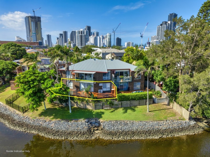 2/14 Orvieto Avenue, Mermaid Waters QLD 4218