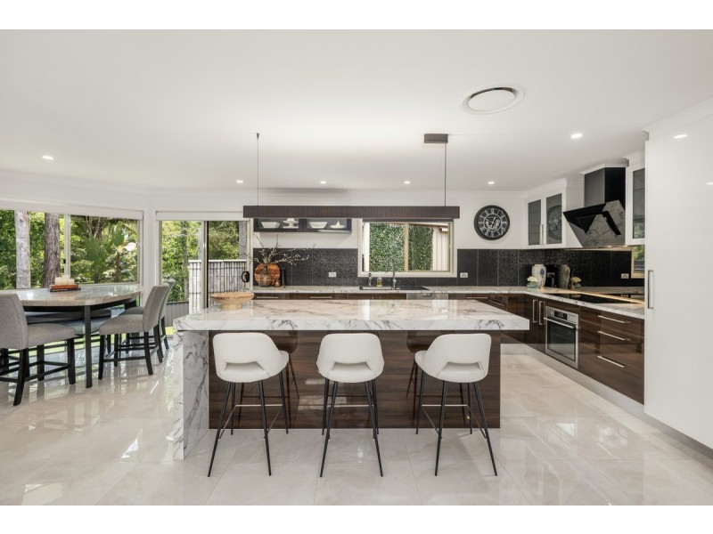 10 Kew Court, Nerang QLD 4211