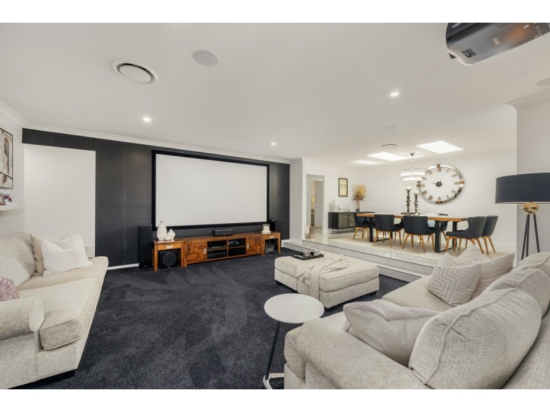 10 Kew Court, Nerang QLD 4211