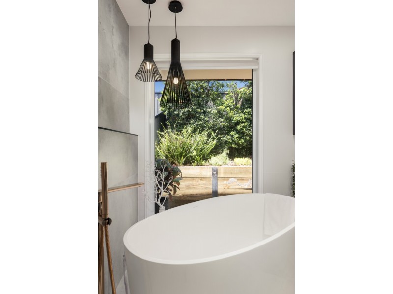 10 Kew Court, Nerang QLD 4211