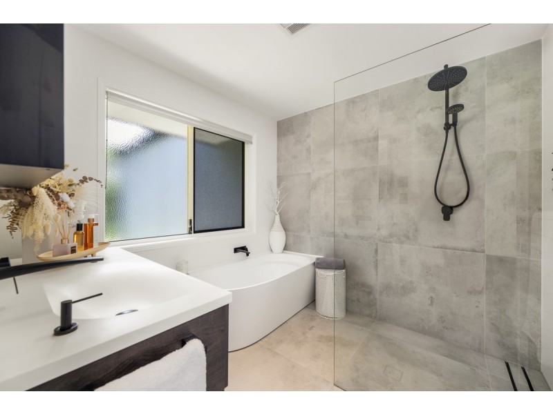 10 Kew Court, Nerang QLD 4211