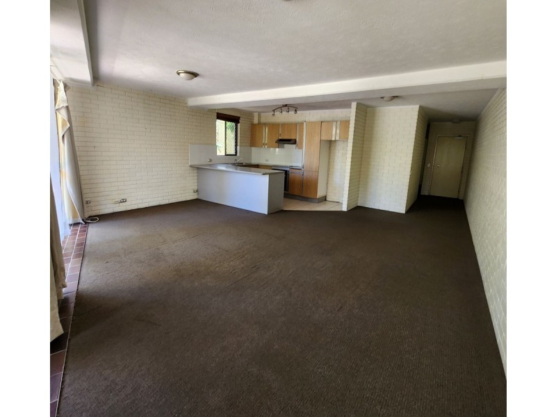2/16 Markwell Avenue, Surfers Paradise QLD 4217