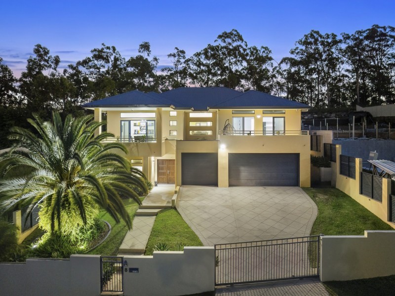 8 Chevron Rise, Highland Park QLD 4211