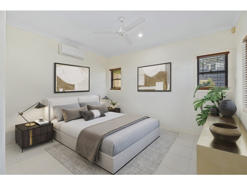 8 Chevron Rise, Highland Park QLD 4211