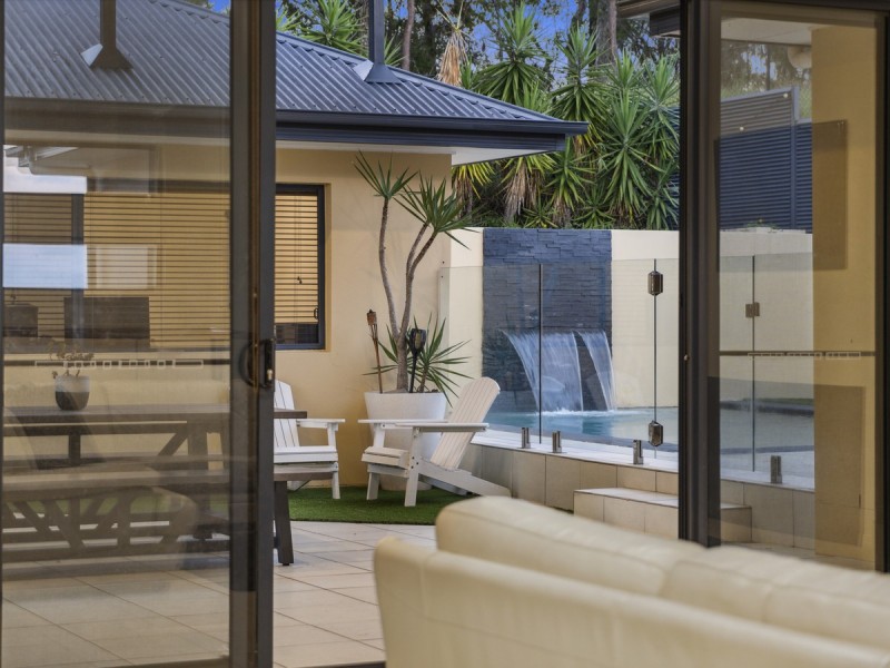 8 Chevron Rise, Highland Park QLD 4211