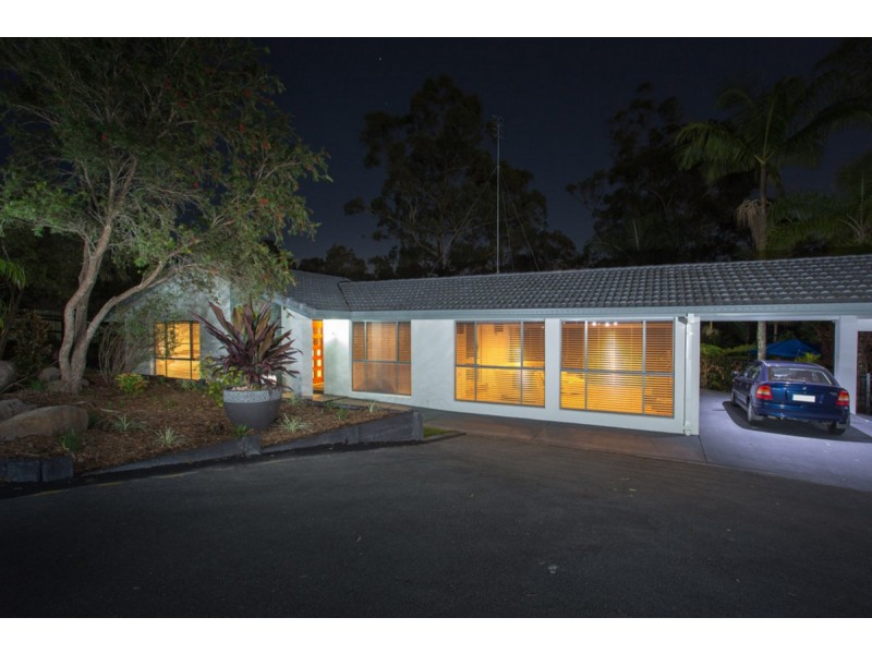55 Winderadeen Drive, Highland Park QLD 4211