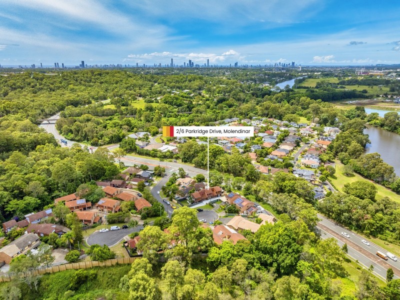 2/6 Parkridge Drive, Molendinar QLD 4214