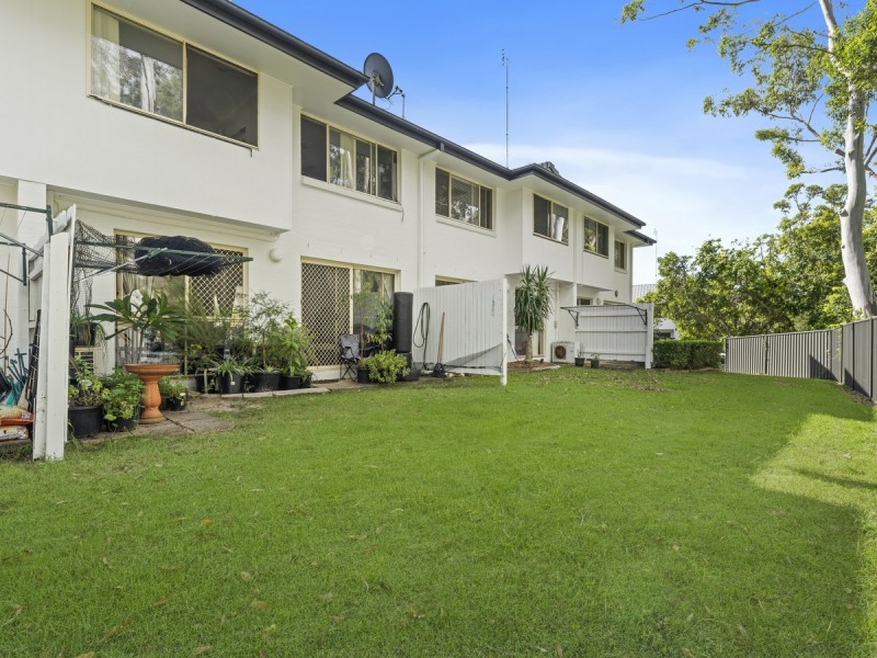 61/3 Arundel Drive, Arundel QLD 4214