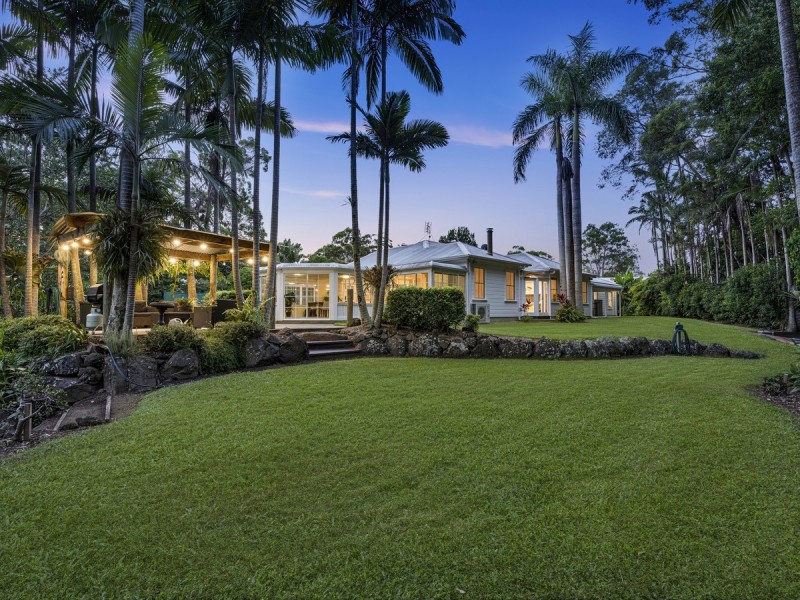 3 Donilla Place, Nerang QLD 4211