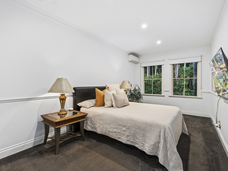 3 Donilla Place, Nerang QLD 4211