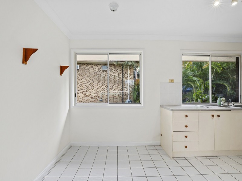 2 Rovere Street, Nerang QLD 4211