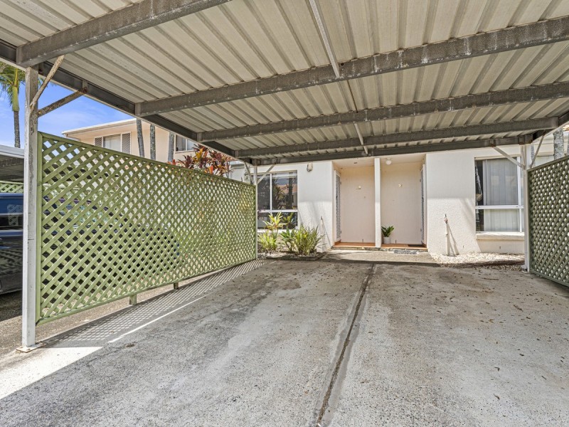 22/125 Pappas Way, Carrara QLD 4211