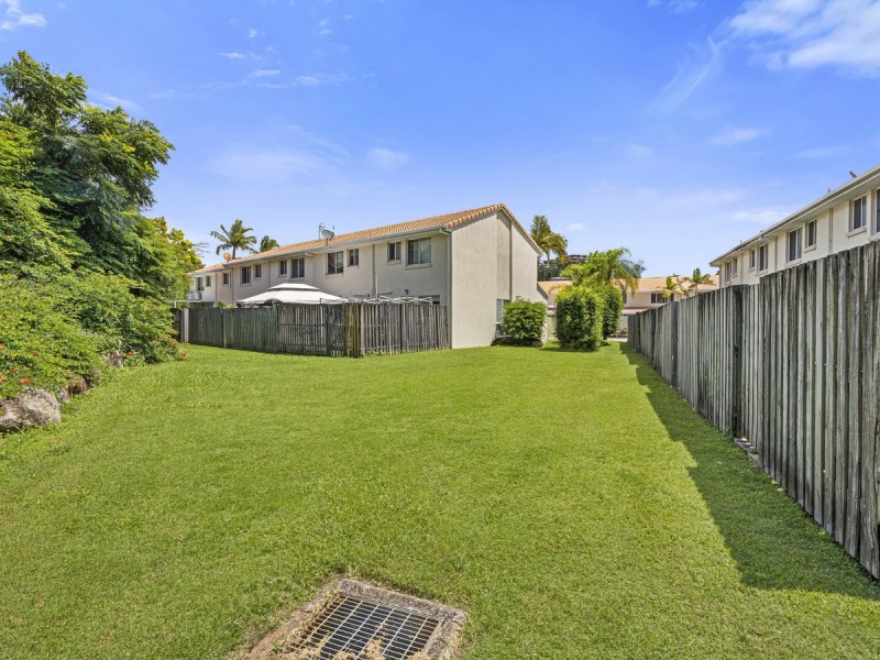 22/125 Pappas Way, Carrara QLD 4211