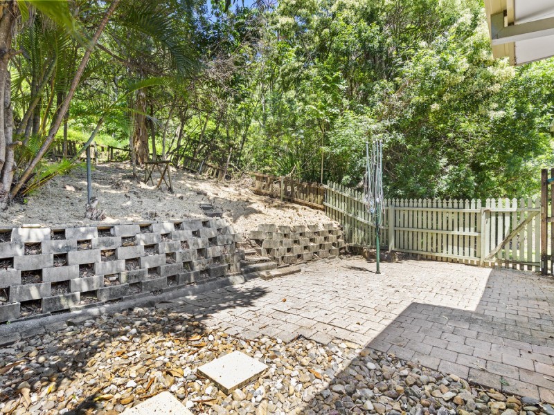 1/3 Fleay Court, Burleigh Heads QLD 4220