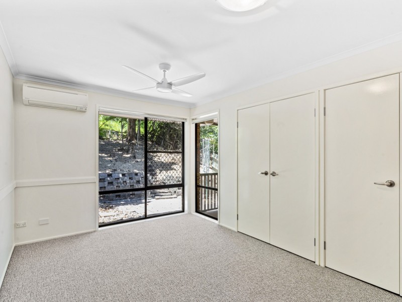 1/3 Fleay Court, Burleigh Heads QLD 4220